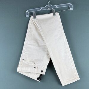 H & M Women’s White Slim Fit Jeans